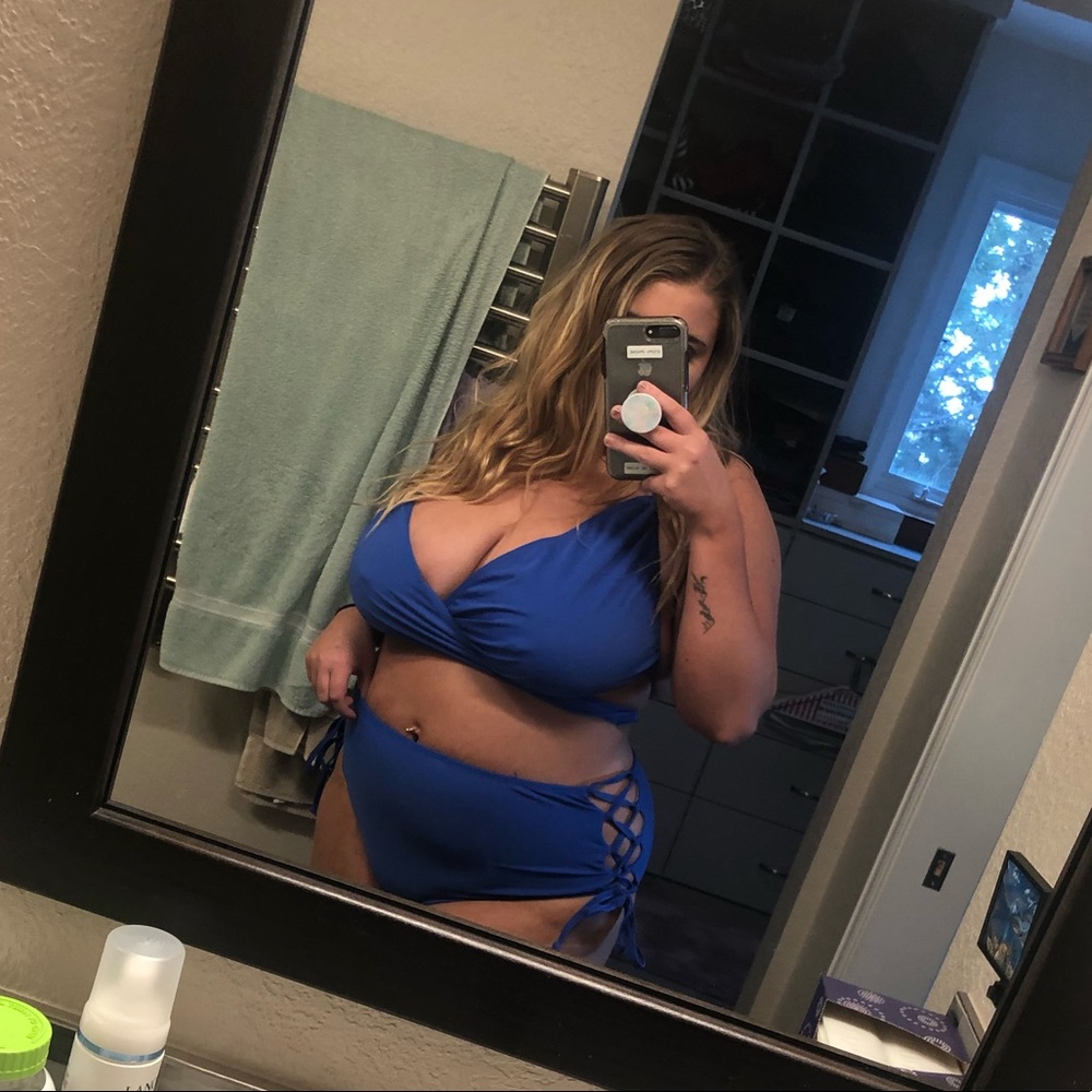 BLUE PLUS SWIM SUIT - Picture 2 of 2